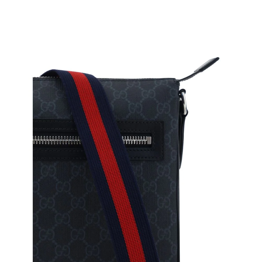 Bolsa de Ombro de Polietileno Preto Gucci