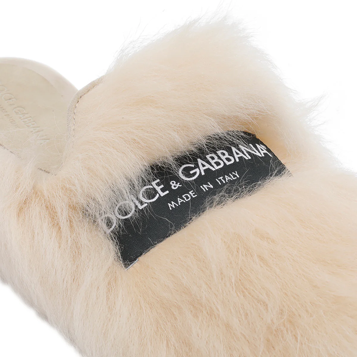 Sandalhas Dolce & Gabbana Brancas com Pelúcia Real/Sola de Borracha Sandalhas Dolce & Gabbana Brancas com Pelúcia Real/Sola de Borracha