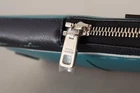 Dolce & Gabbana Bolsa de Couro Azul com Alça de Corpo Cruzado e Bolso para Cartões e Telefone