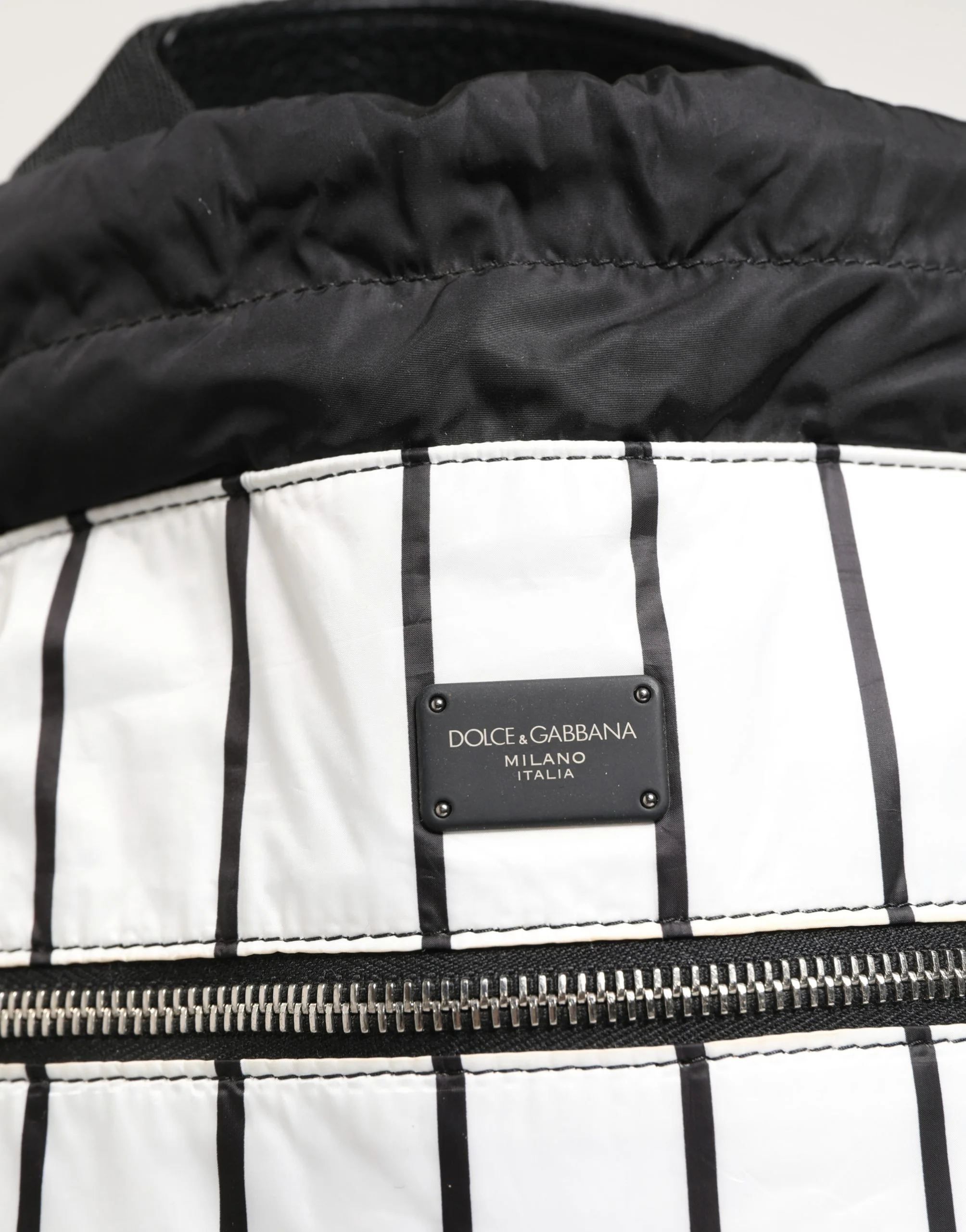 Dolce & Gabbana Mochila com Estampa Listrada Preto e Branco, Bolsa Masculina de Poliéster com Cordão e Nylon Pp Calf