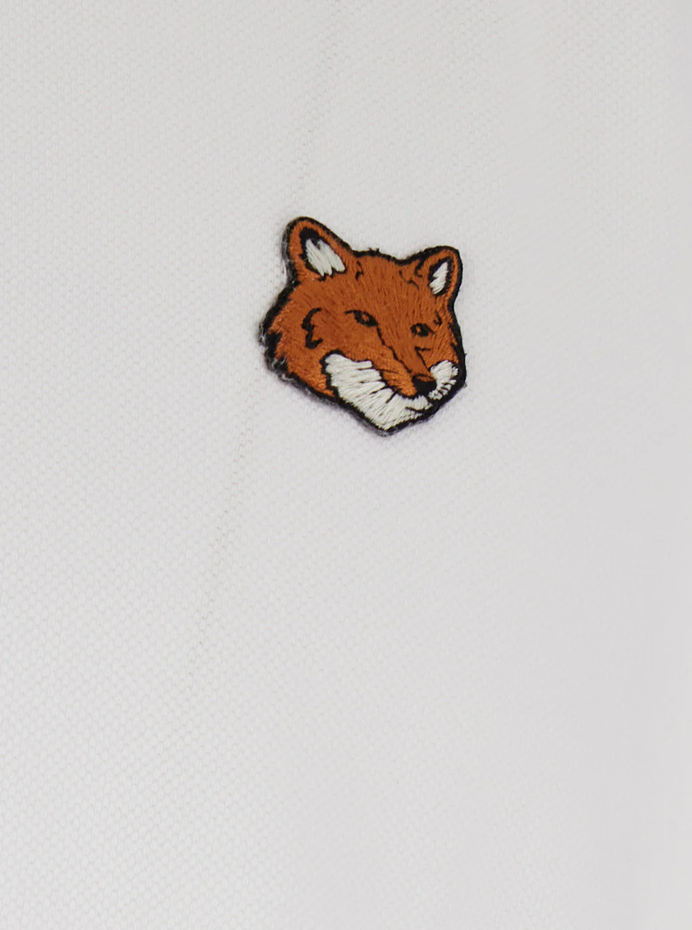 Polo Branco Maison Kitsuné com Gola Clássica e Bordado de Logotipo na Frente para Homens Camisetas de Algodão Camisas Polo Branco Maison Kitsuné com Gola Clássica e Bordado de Logotipo na Frente para Homens Camisetas de Algodão Camisas