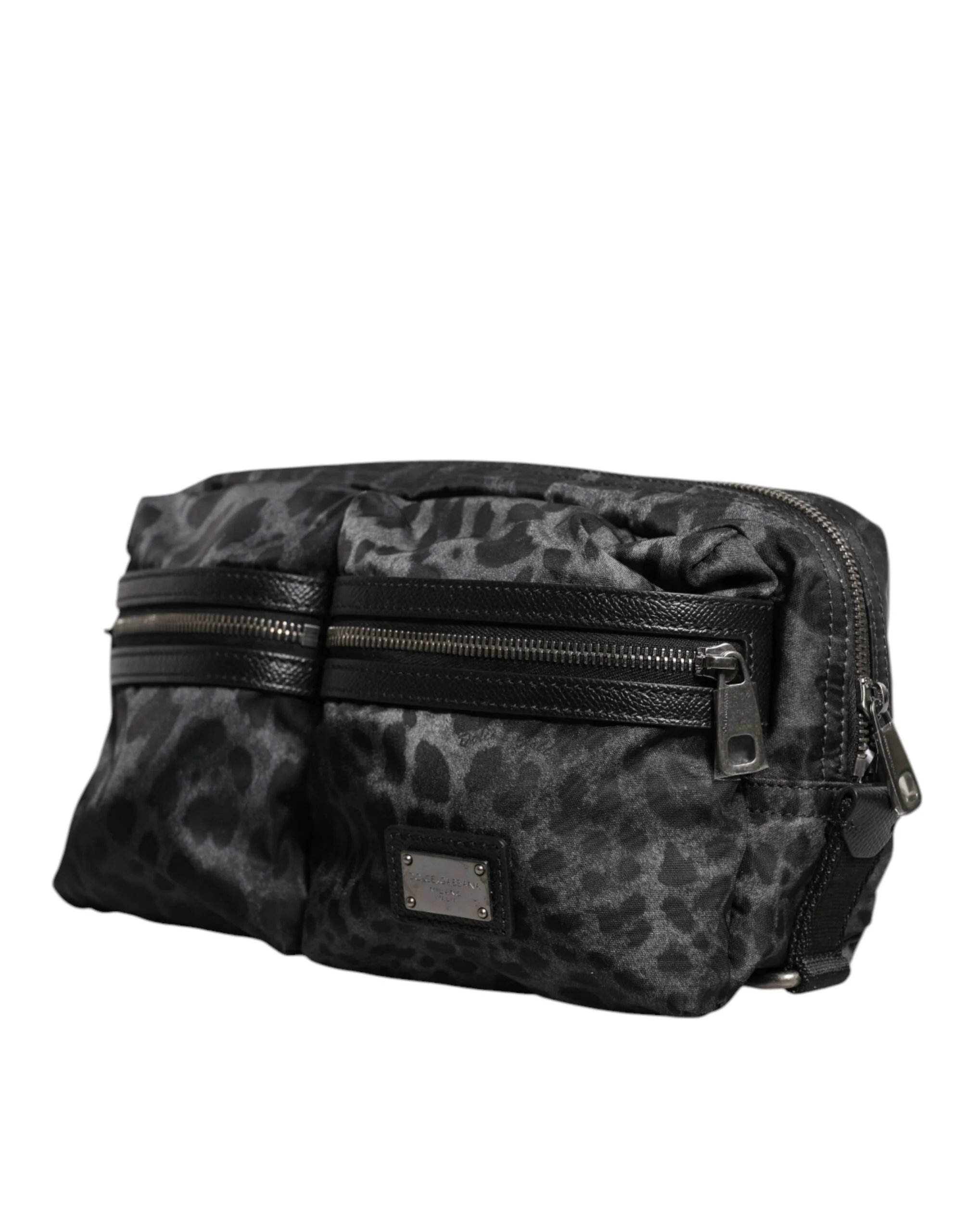 Cinto com Logotipo DG em Leopardo Preto Cinza Dolce & Gabbana Cinturão Bolsa Fanny Bag e Couro de Novilho em Nylon Pp Pc