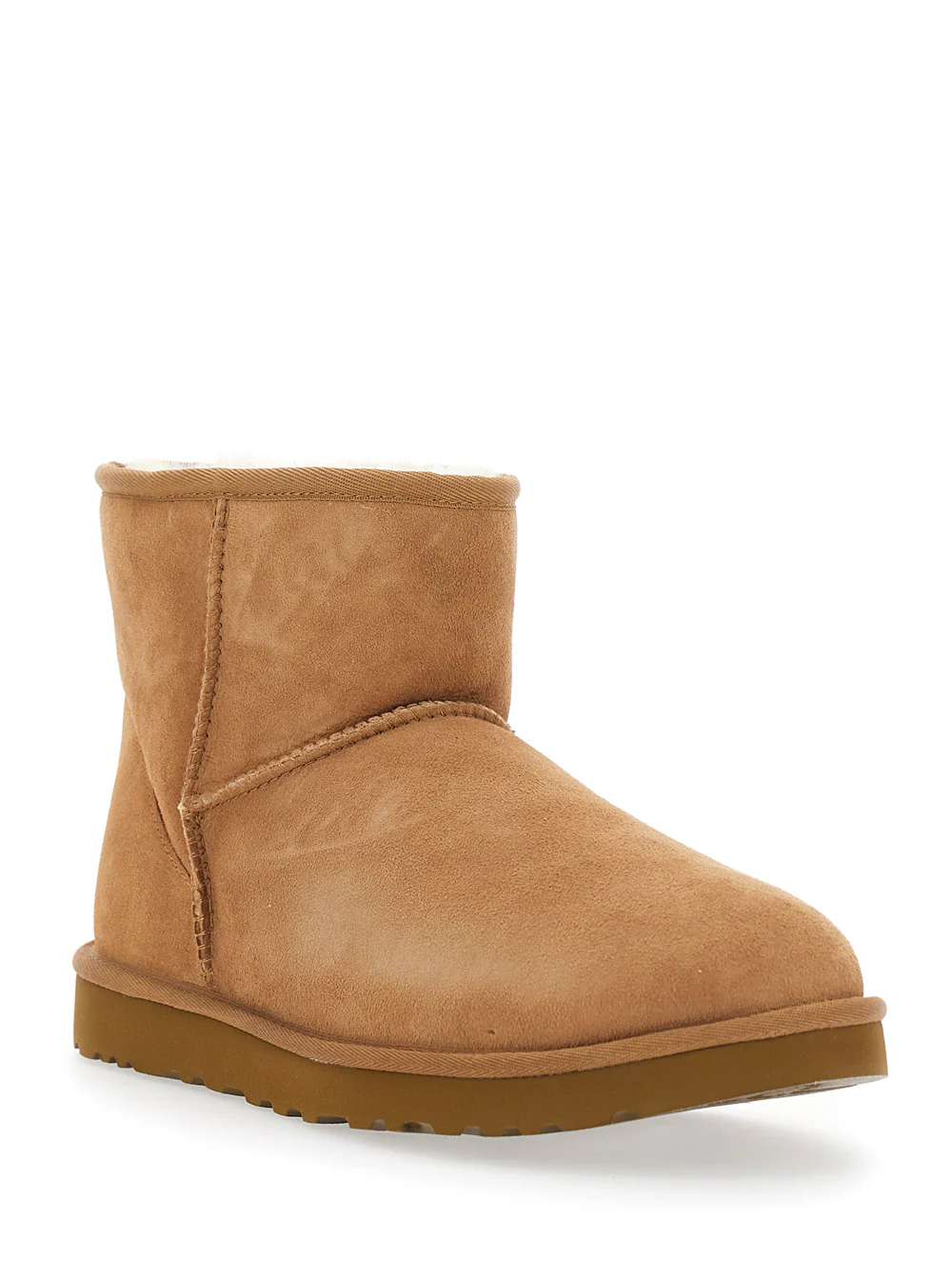 Botas de Cano Curto Masculinas Marrom Clássicas UGG com Patch de Logotipo na Parte de Trás e Forro de Pelúcia em Couro Suede